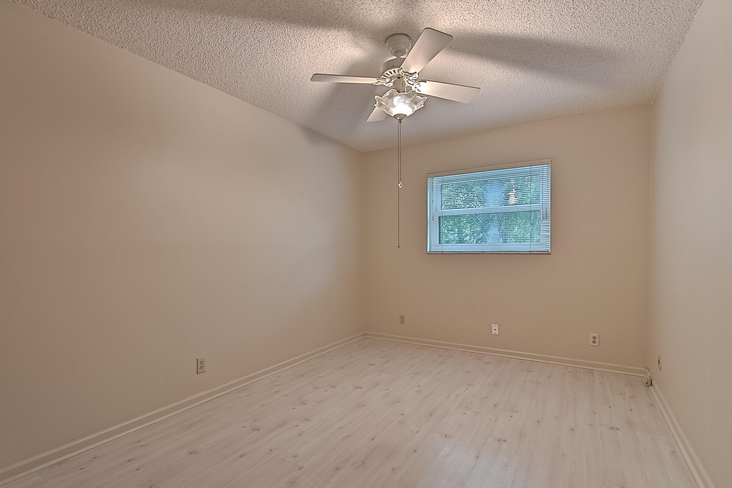 2900 Northwest 30th Street Boca Raton, FL 33434 - Photo 23 of 42 Guest #1