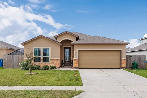 $2,400 | 1809 Monterey Bay Drive, Portland, TX 78374