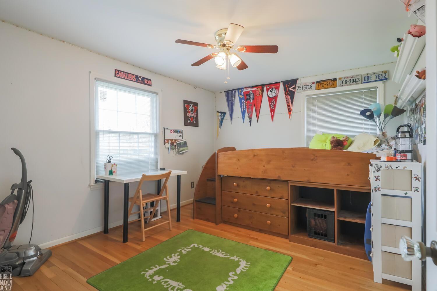 1303 Devonshire Road Grosse Pointe, MI 48230 - Photo 16 of 20 50137167-5b68dfb7-5191-412c-a0bc-cc93e52ffea0.JPG