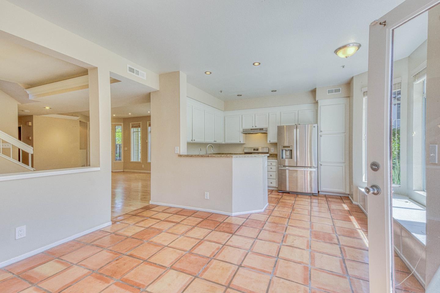 21041 Country Park Road Salinas, CA 93908 - Photo 7 of 34