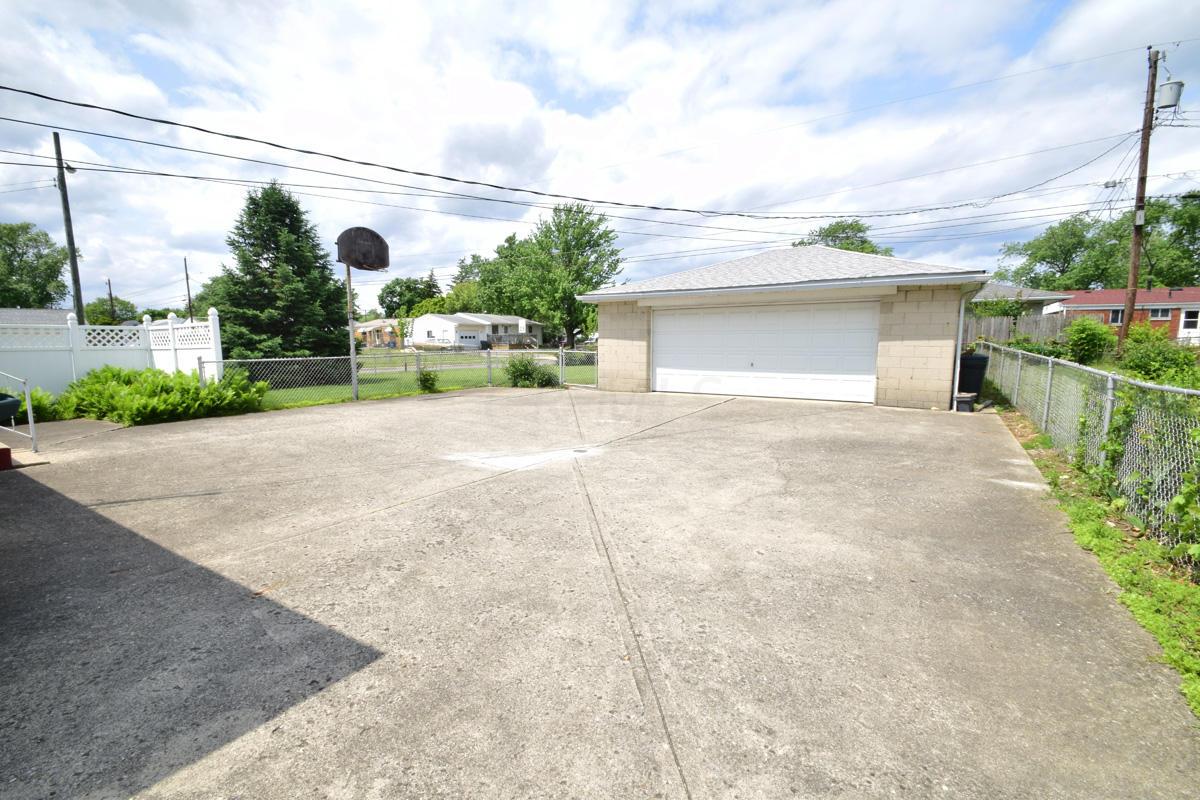 3960 Briggs Road Columbus, OH 43228 - Photo 23 of 26 Gallery Image 23