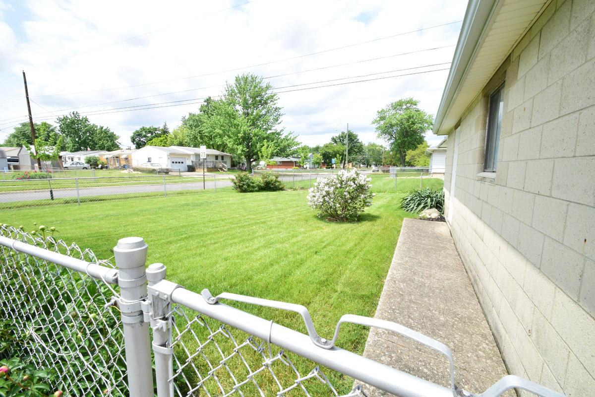 3960 Briggs Road Columbus, OH 43228 - Photo 24 of 26 Gallery Image 24