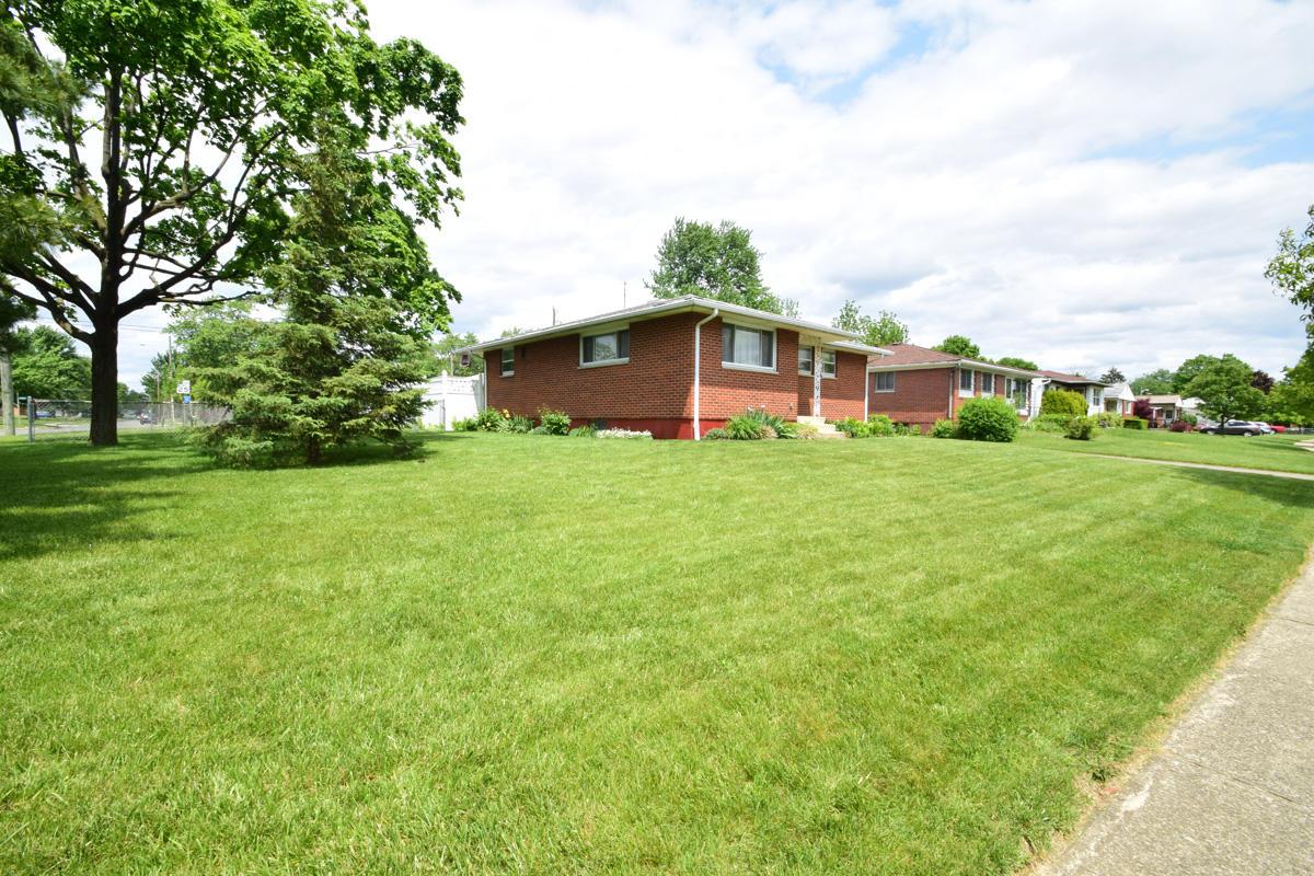 3960 Briggs Road Columbus, OH 43228 - Photo 26 of 26 Gallery Image 26