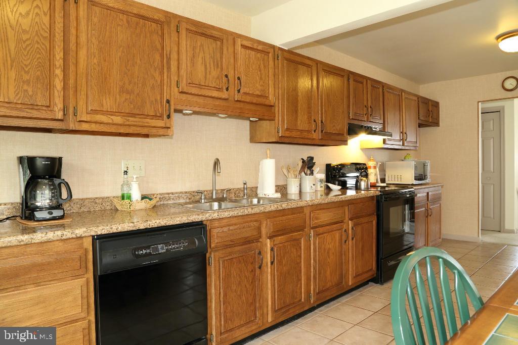 353 East Brubaker Valley Road Lititz, PA 17543 - Photo 3 of 14