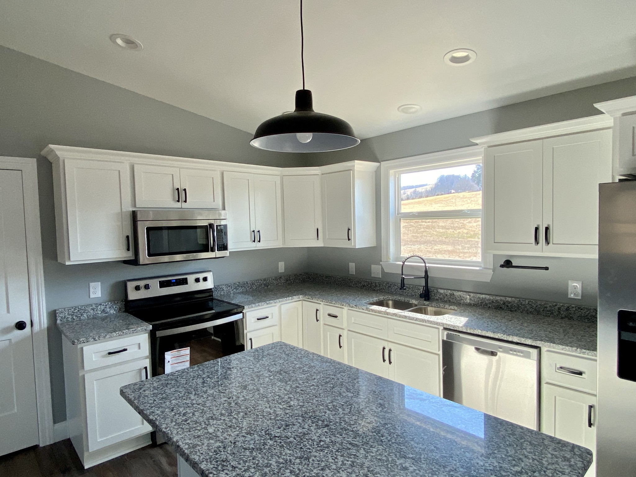 339 Hickman Road Liberty, TN 37095 - Photo 8 of 28