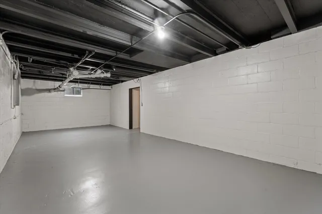 $259,900 | 27644 East Fawn River Road, Sturgis, MI 49091