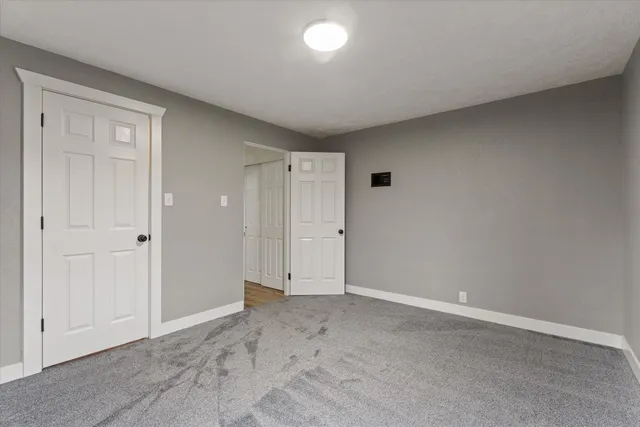 $259,900 | 27644 East Fawn River Road, Sturgis, MI 49091