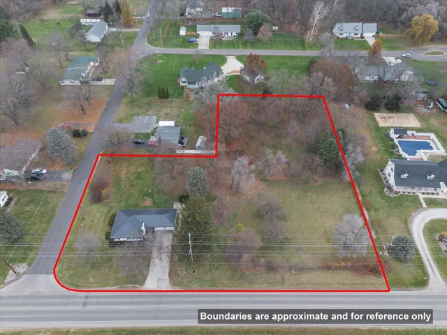 $259,900 | 27644 East Fawn River Road, Sturgis, MI 49091