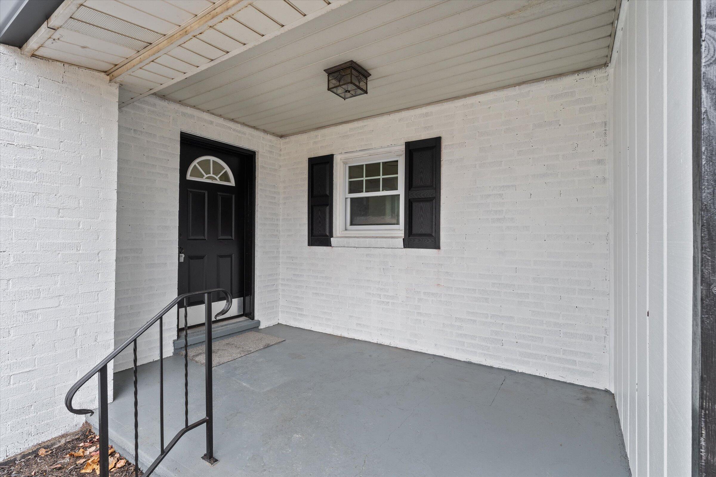 27644 East Fawn River Road Sturgis, MI 49091 - Photo 4 of 43 05-DSC00173