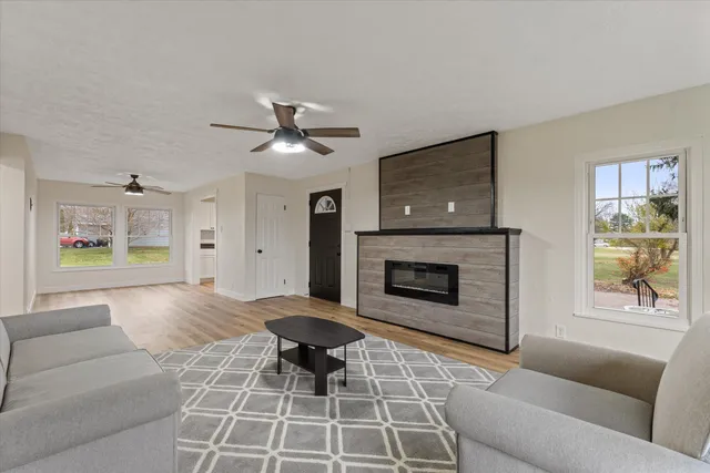 $259,900 | 27644 East Fawn River Road, Sturgis, MI 49091