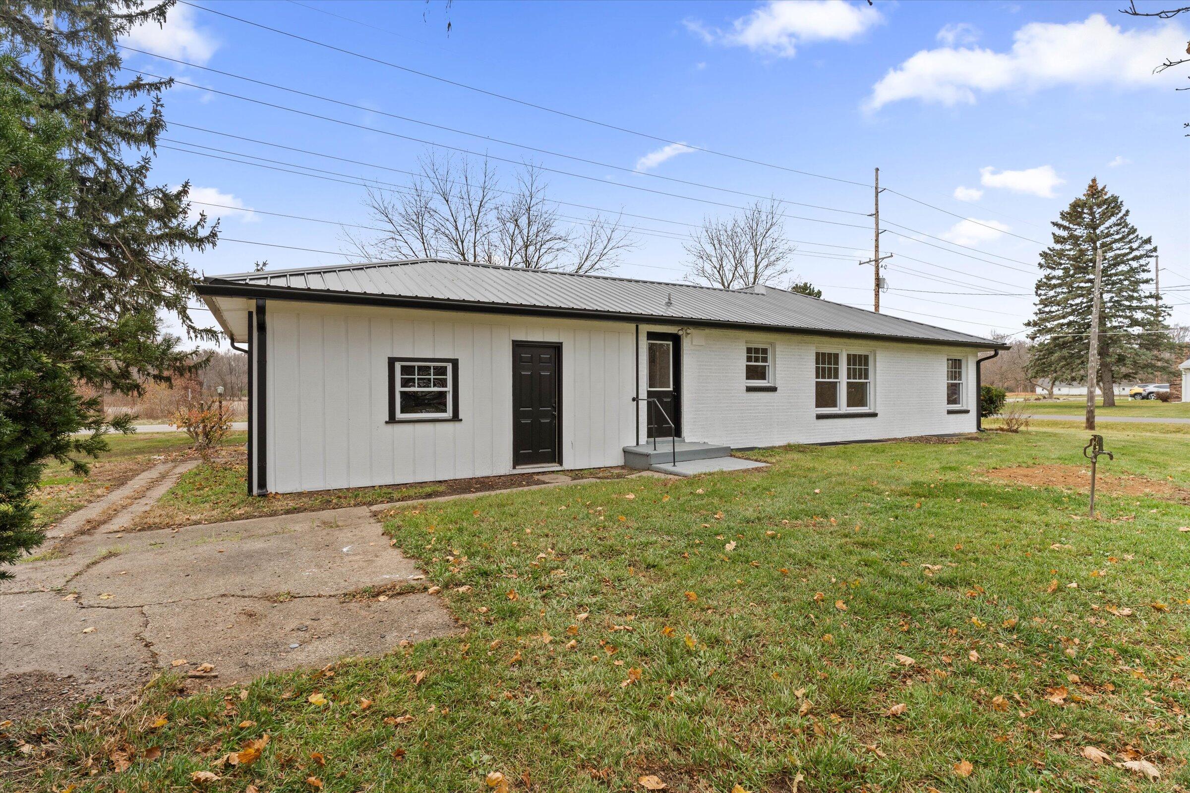 27644 East Fawn River Road Sturgis, MI 49091 - Photo 10 of 43 35-DSC00223