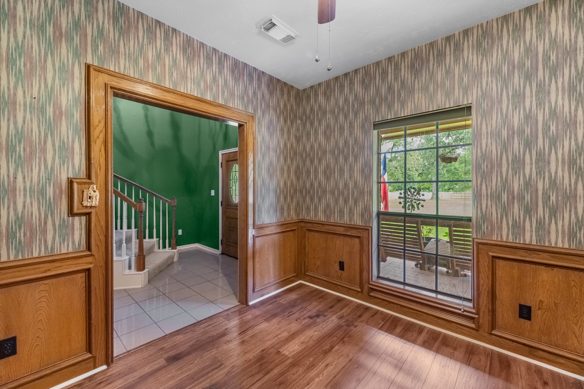 17126 County Road 39 Rosharon, TX 77583 - Photo 4 of 47 a view of a porch with wooden floor and windows
