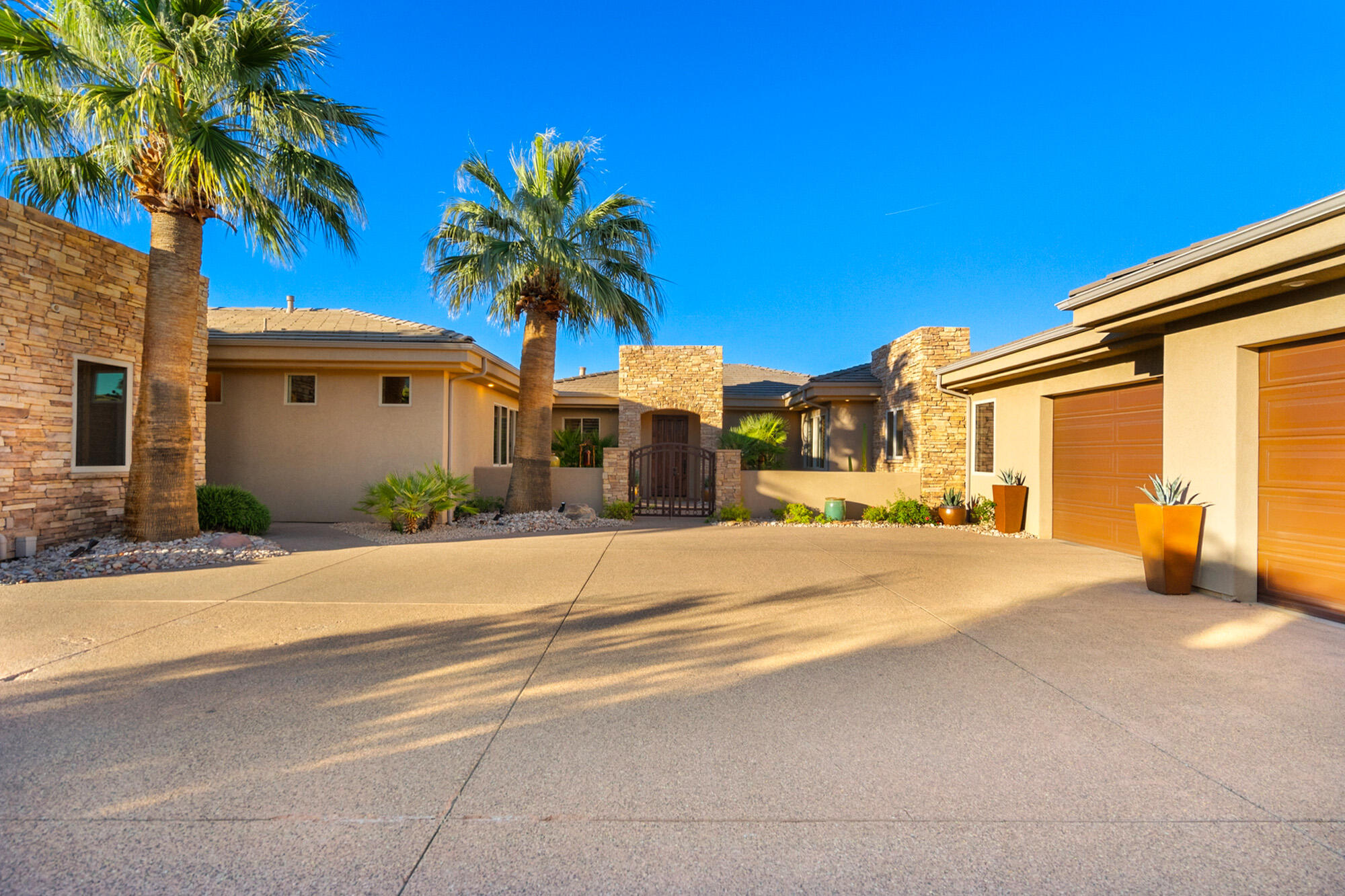 1815 Paragon Drive St. George, UT 84790 - Photo 8 of 48 1815 Paragon Front Extrior-116