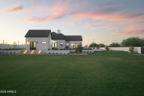 $5,994,998 | 10229 North 64th Street, Paradise Valley, AZ 85253