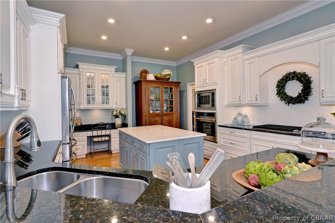 1632 River Ridge Williamsburg, VA 23185 - Photo 13 of 49 a kitchen with a sink appliances and cabinets