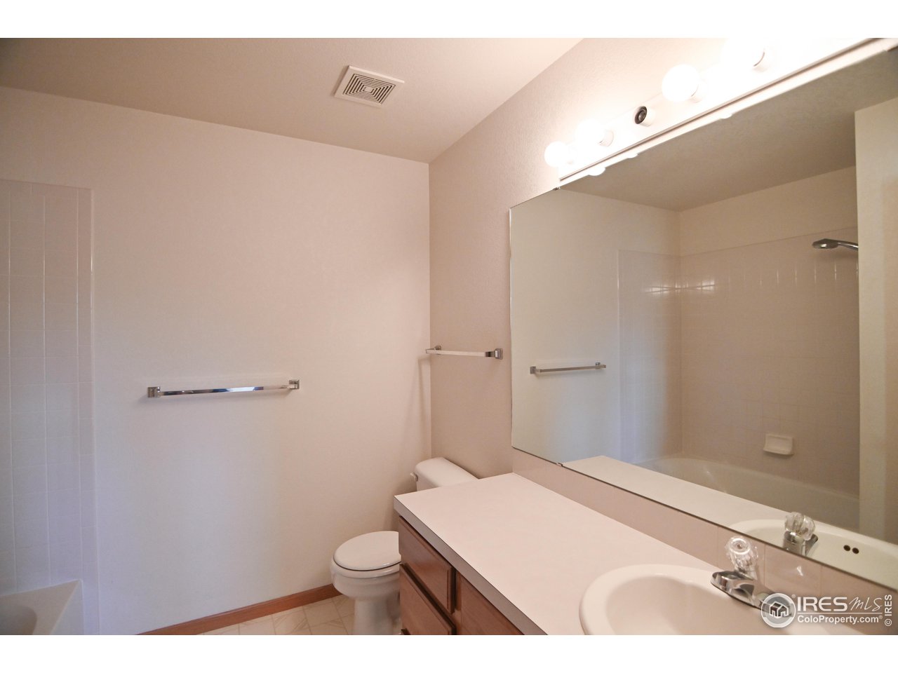818 2nd Street Windsor, CO 80550 - Photo 13 of 22 Upstairs Full Bathroom