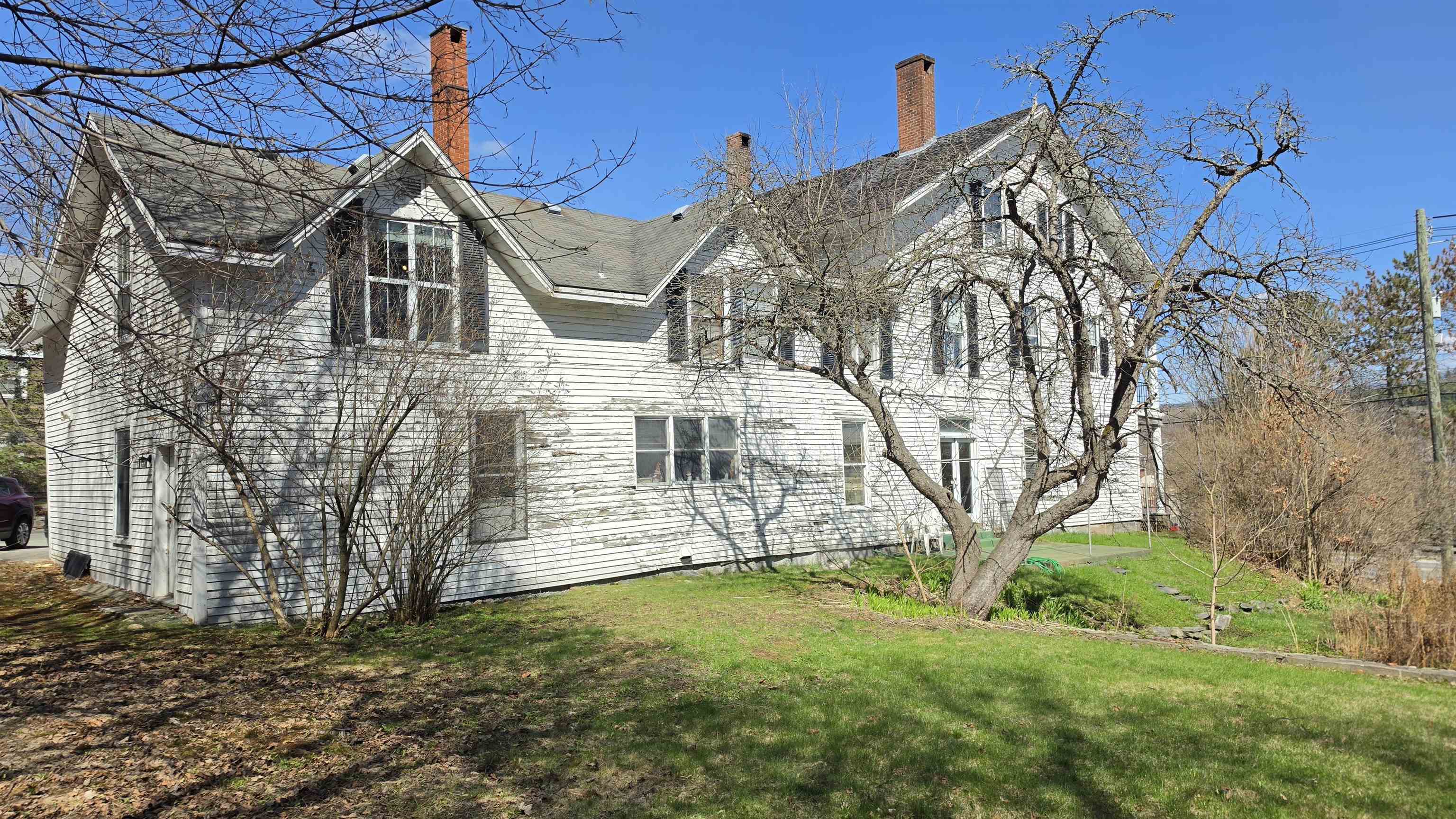 961 Main Street Berlin, NH 03570 - Photo 2 of 10
