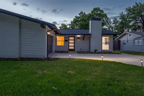 $385,000 | 2909 Silverton Drive, Dallas, TX 75229