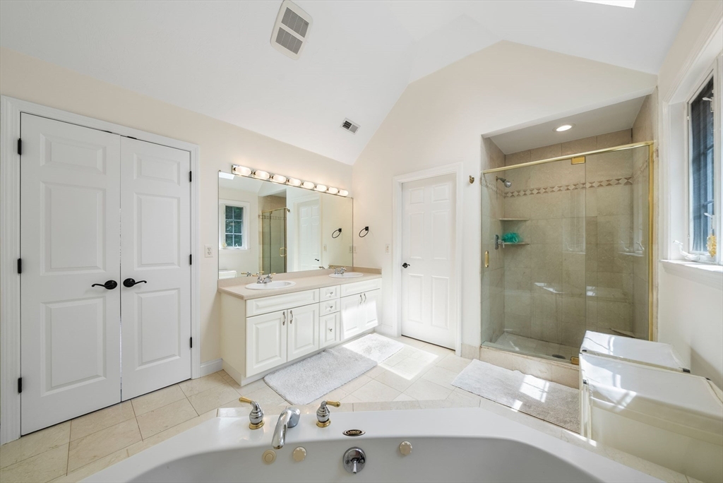 74 Grist Mill Road Littleton, MA 01460 - Photo 33 of 41