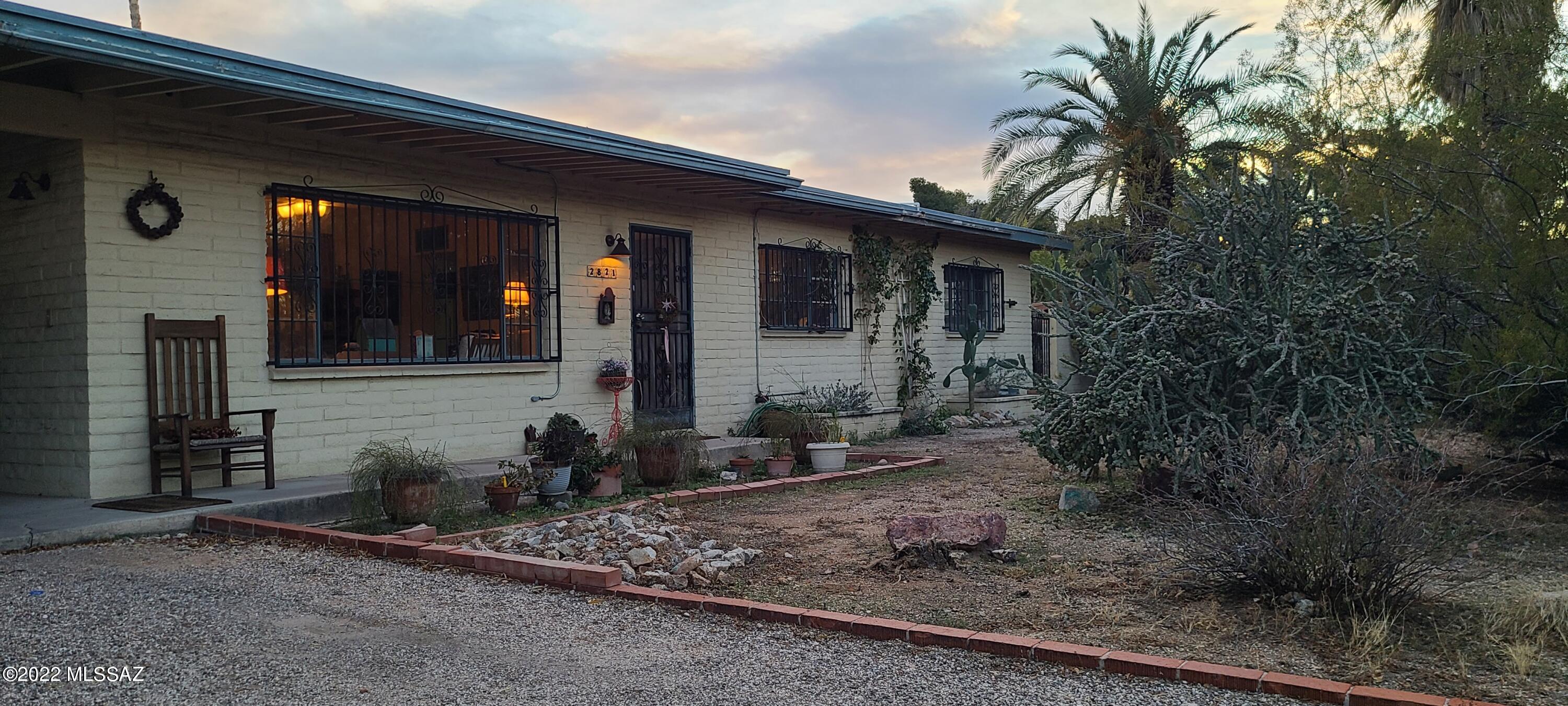2821 North Ralph Avenue Tucson, AZ 85712 - Photo 5 of 25