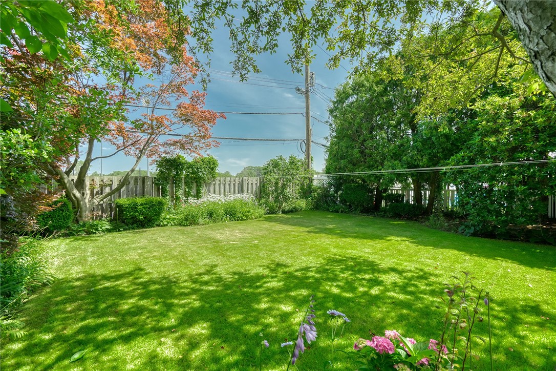136 Hoover Road Irondequoit, NY 14617 - Photo 45 of 50