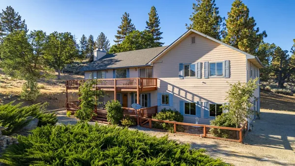 $449,500 | 26681 Stirrup Way, Tehachapi, CA 93561