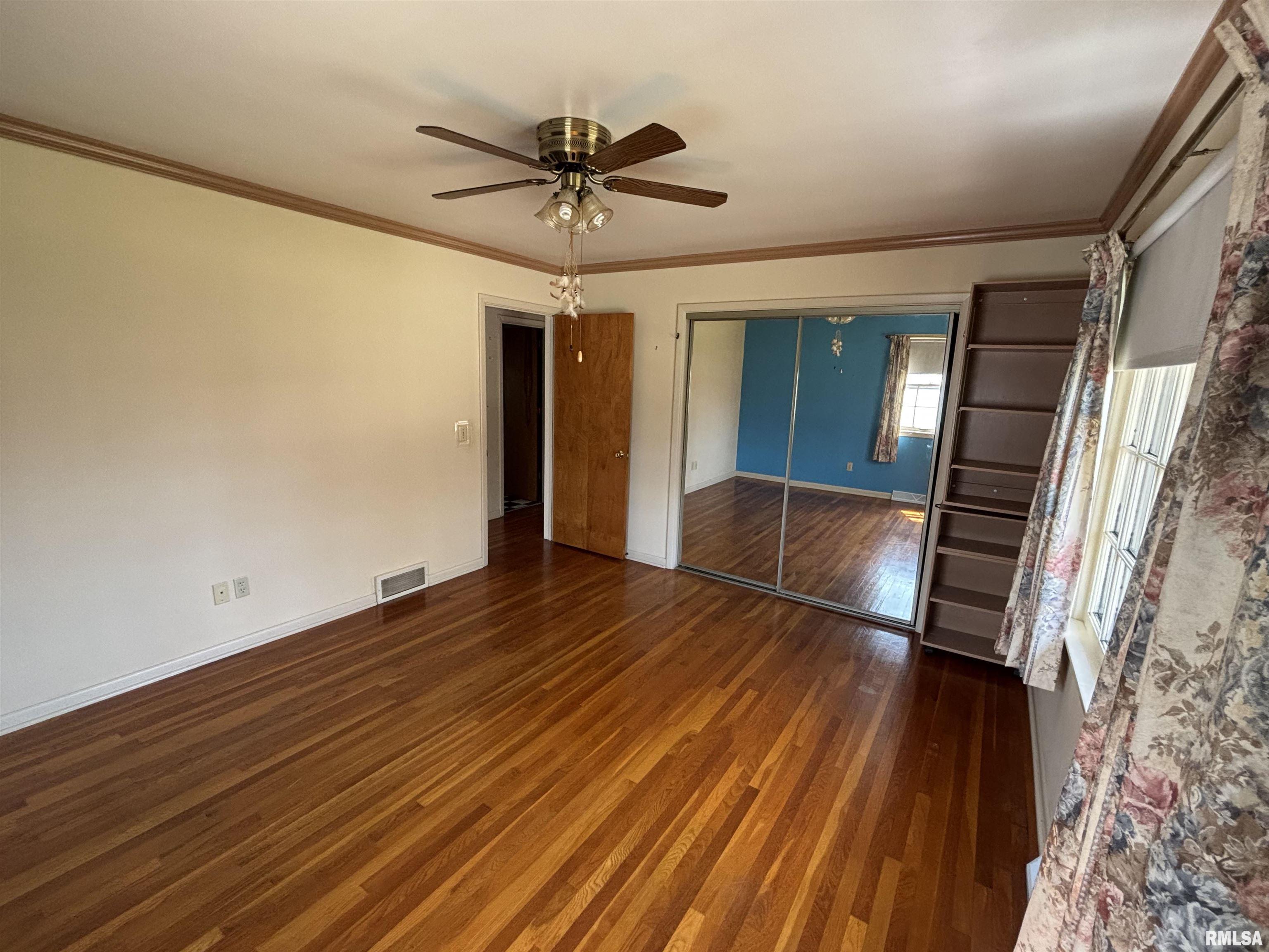 205 Sherwood Way Bloomington, IL 61701 - Photo 13 of 25