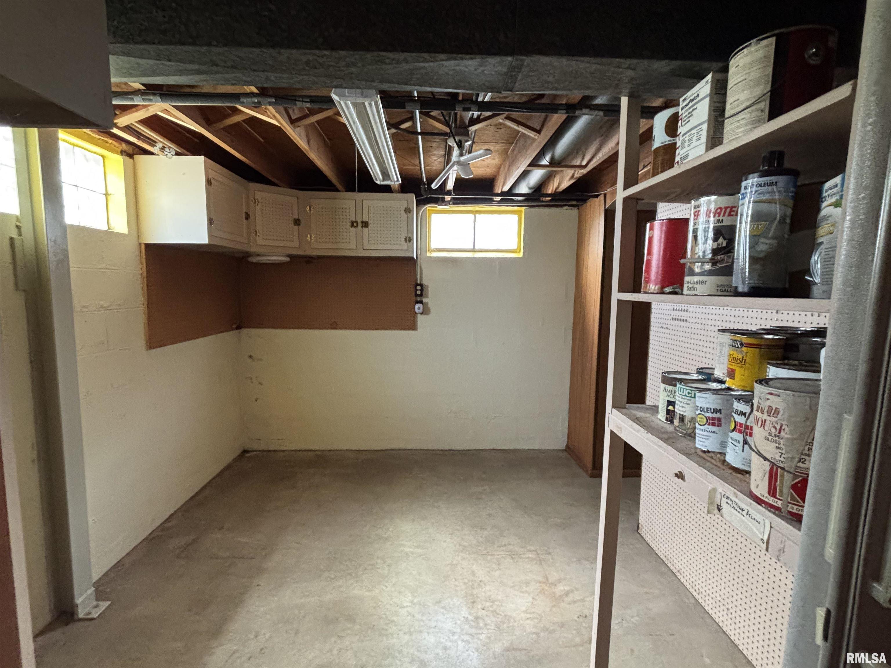 205 Sherwood Way Bloomington, IL 61701 - Photo 20 of 25