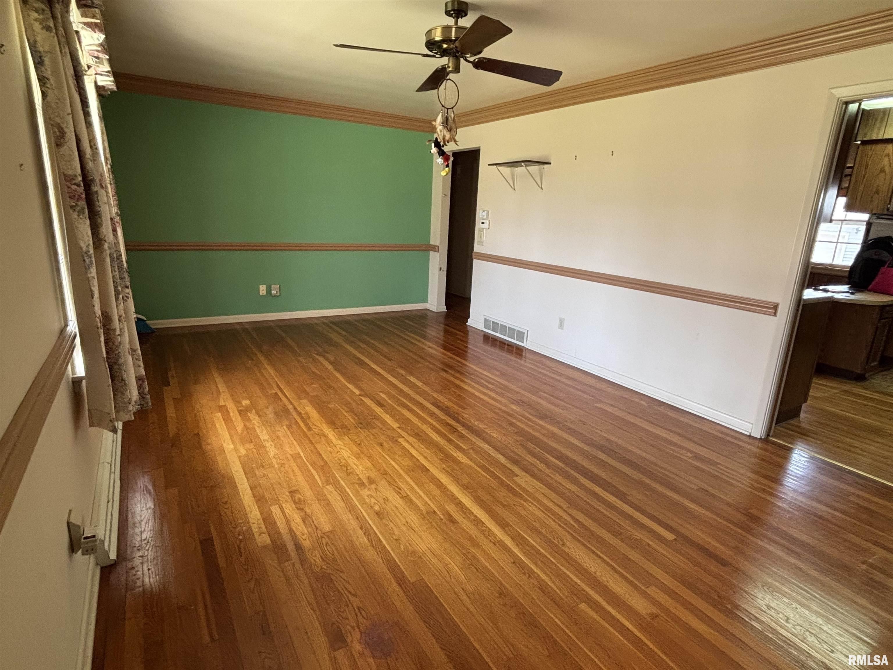 205 Sherwood Way Bloomington, IL 61701 - Photo 8 of 25