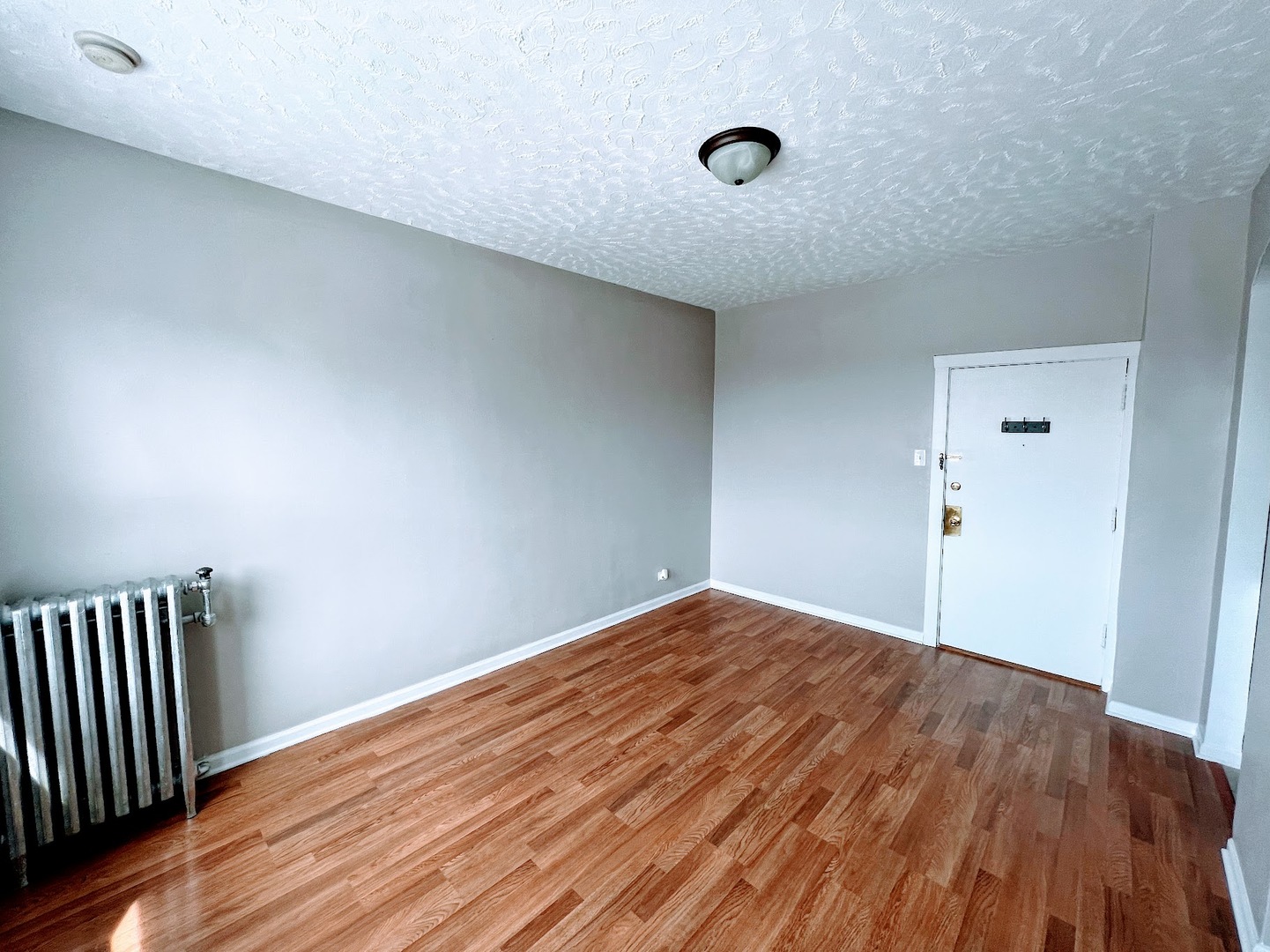 839 West Sheridan Road, Unit 424 Chicago, IL 60613 - Photo 7 of 12