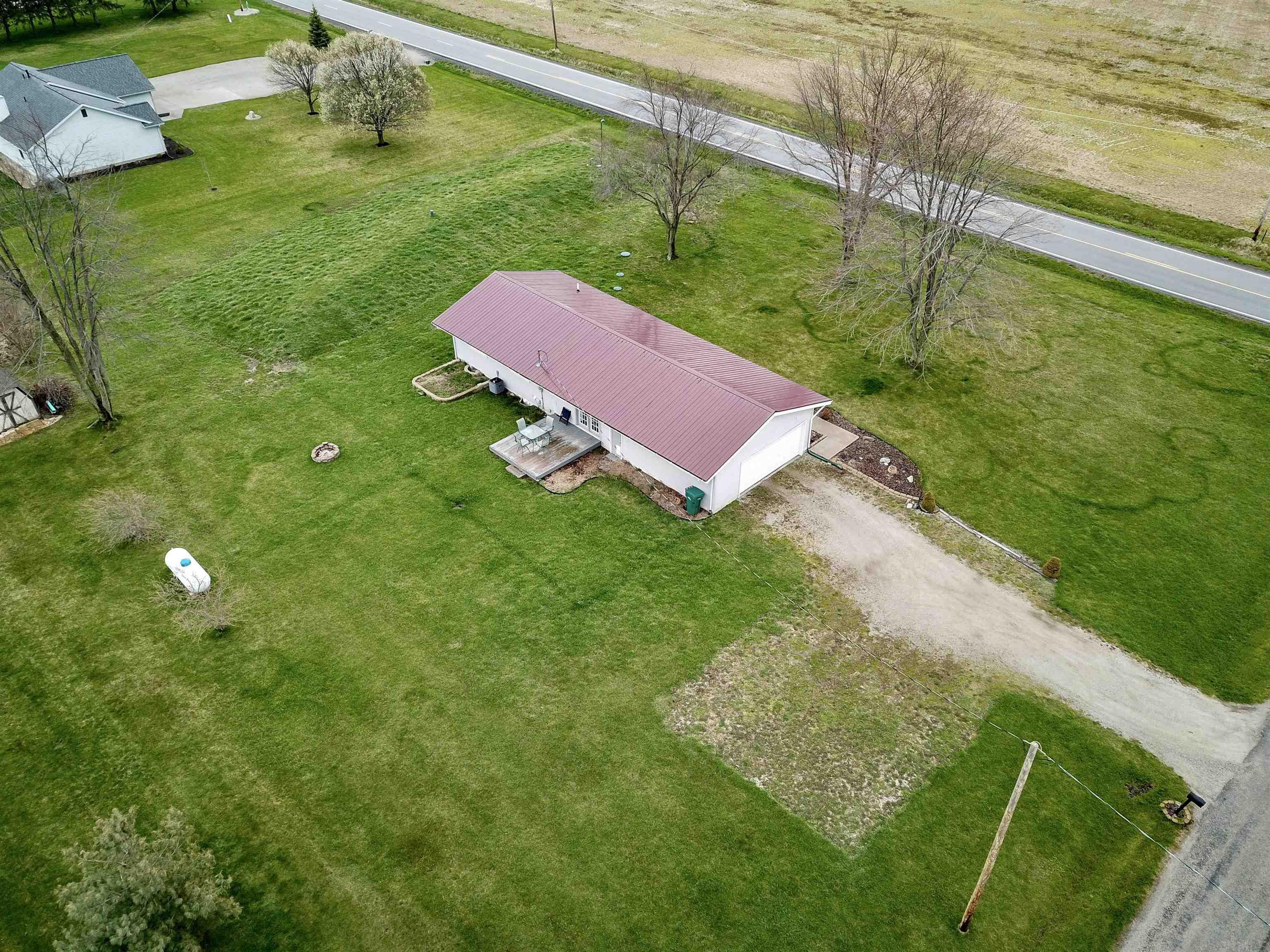 10812 Maples Road Fort Wayne, IN 46816 - Photo 4 of 21