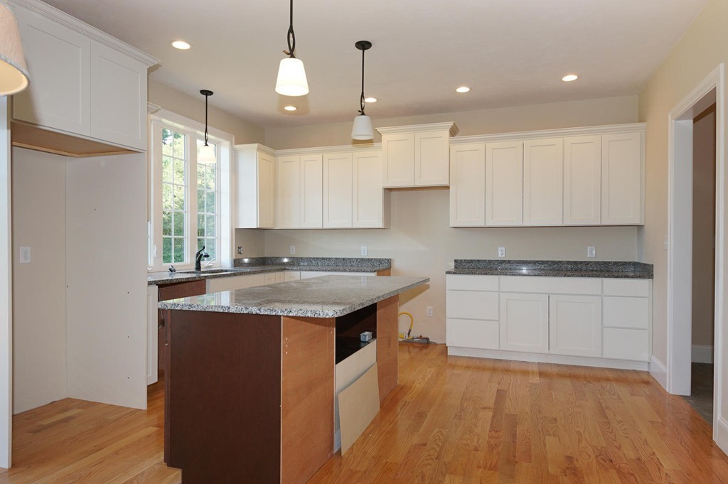 32 Adams Road Grafton, MA 01519 - Photo 11 of 29 Gallery Image 11