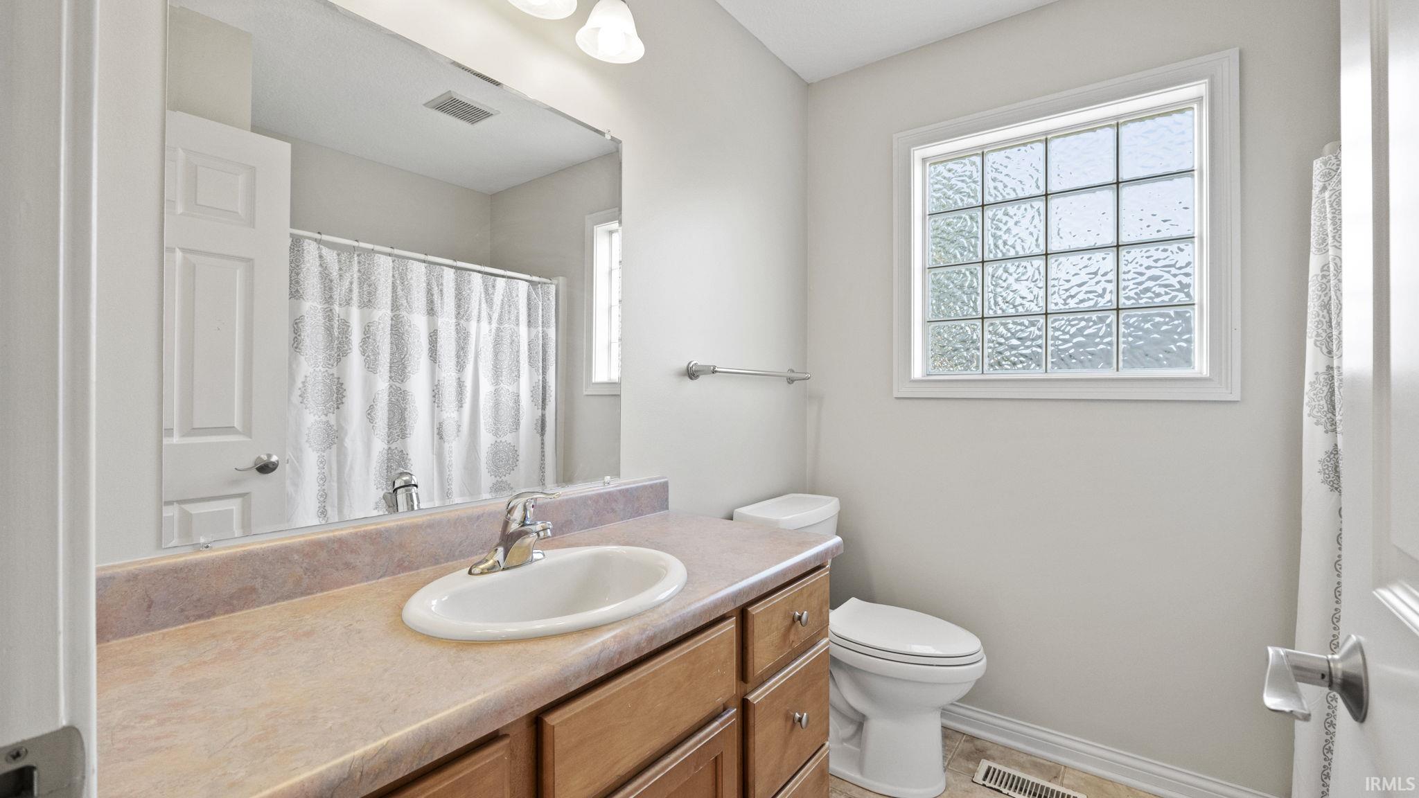 12119 Strada Way Fort Wayne, IN 46818 - Photo 15 of 36 Gallery Image 15