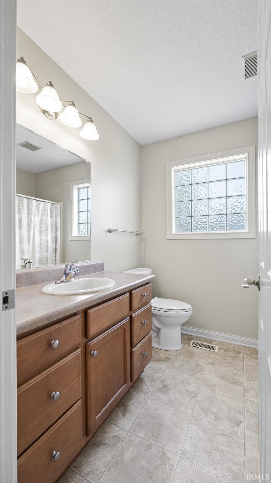 12119 Strada Way Fort Wayne, IN 46818 - Photo 19 of 36 Gallery Image 19