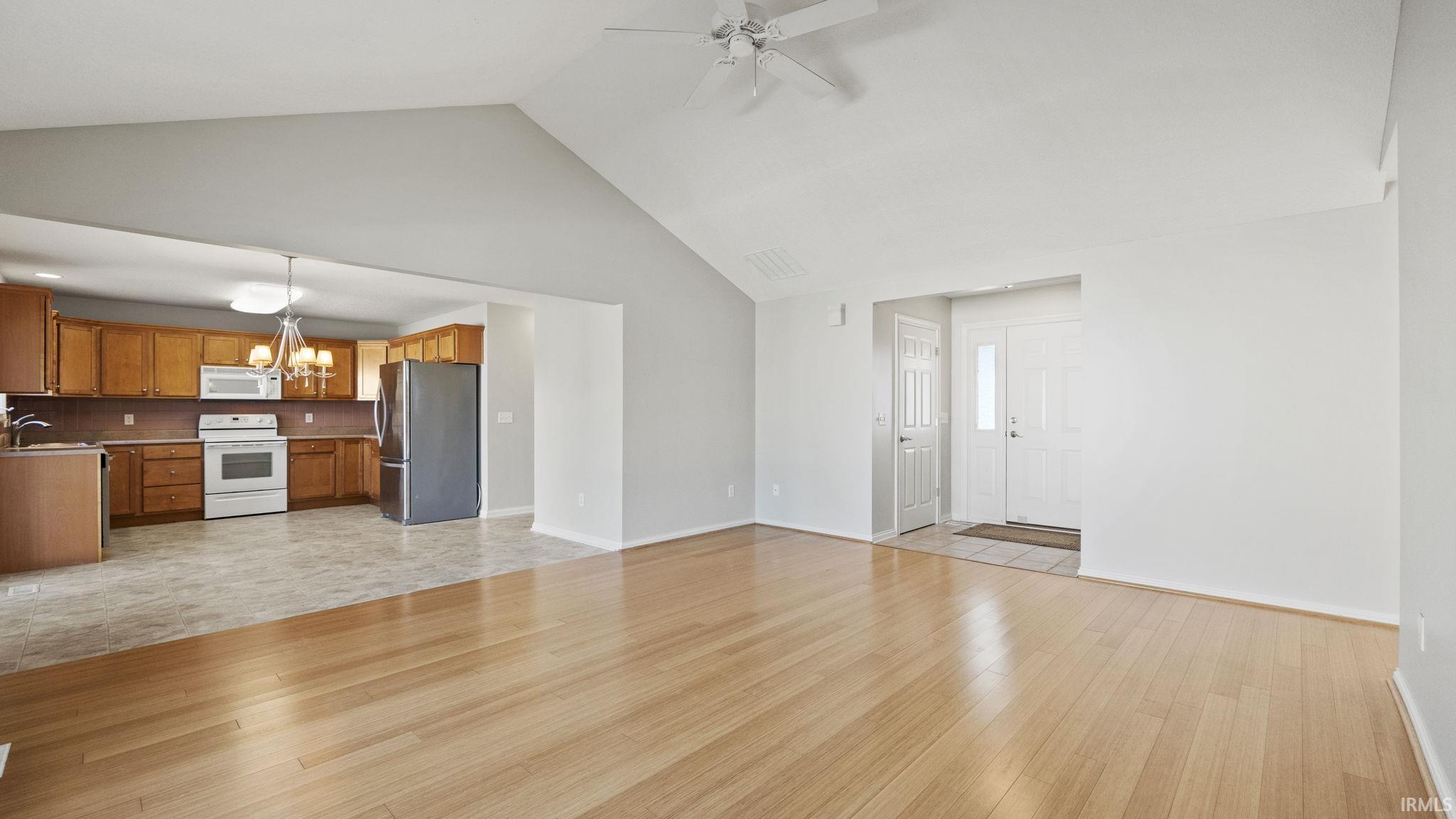 12119 Strada Way Fort Wayne, IN 46818 - Photo 2 of 36 Gallery Image 2