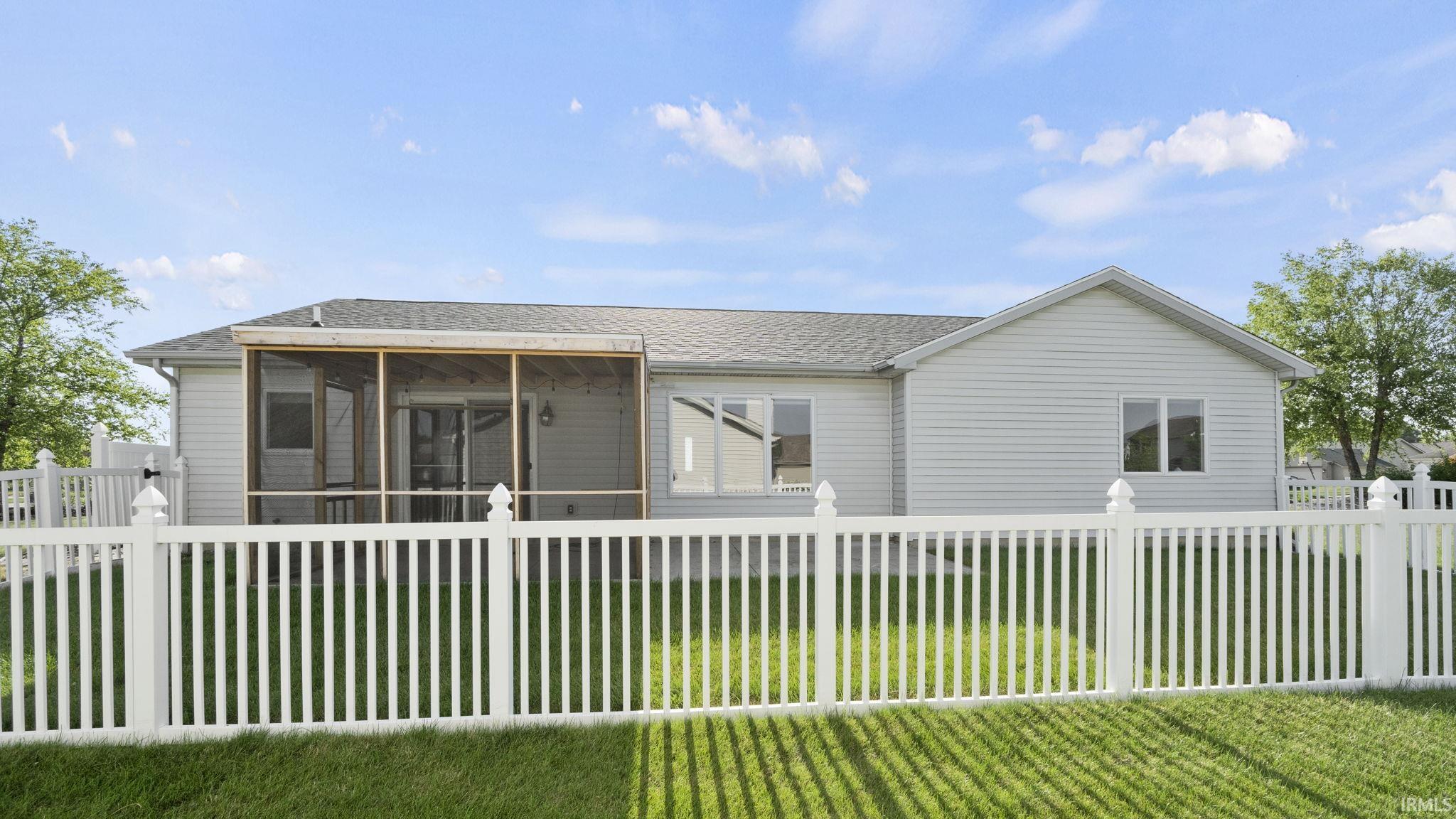 12119 Strada Way Fort Wayne, IN 46818 - Photo 36 of 36 Gallery Image 36