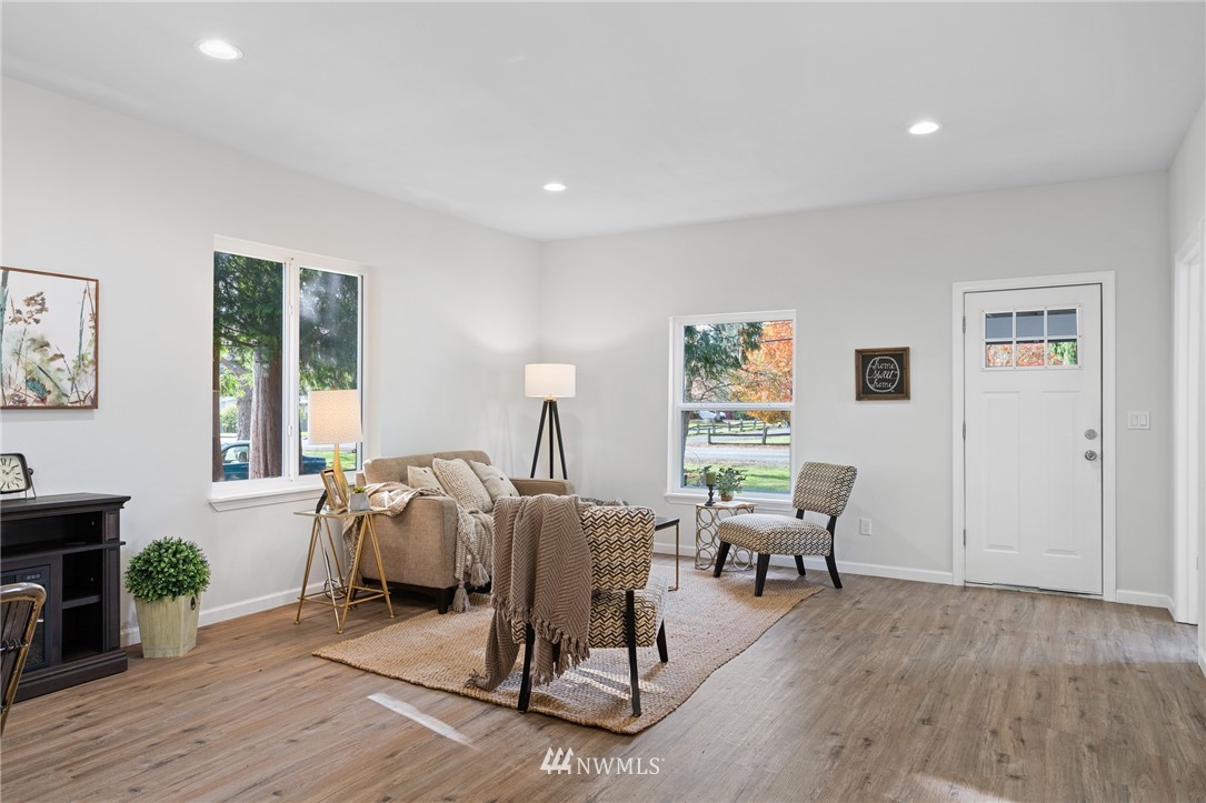 500 Gardner Road Burlington, WA 98233 - Photo 6 of 37 Gallery Image 6