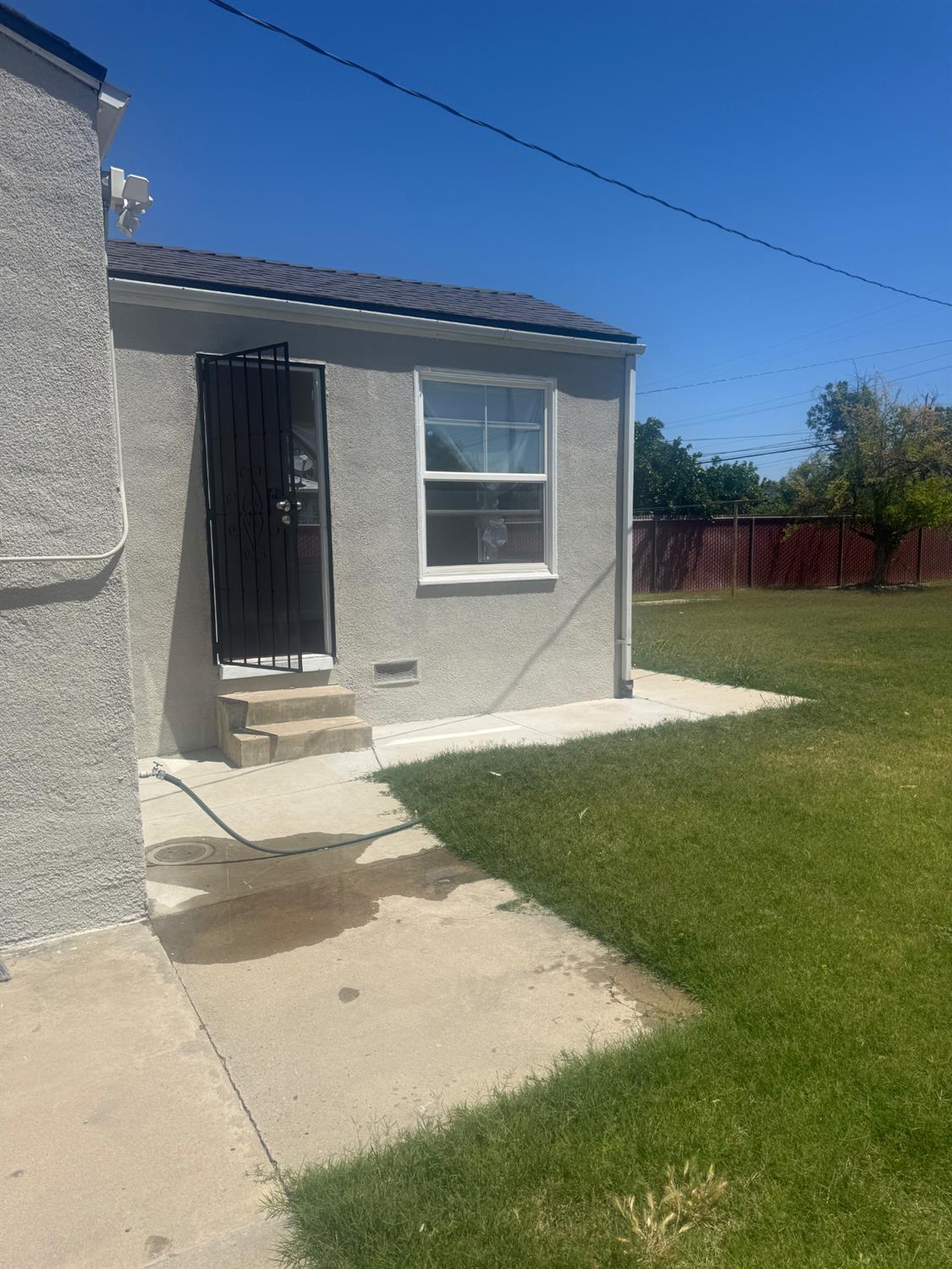 501 Rotan Avenue Madera, CA 93637 - Photo 20 of 23 a view of outdoor space and yard