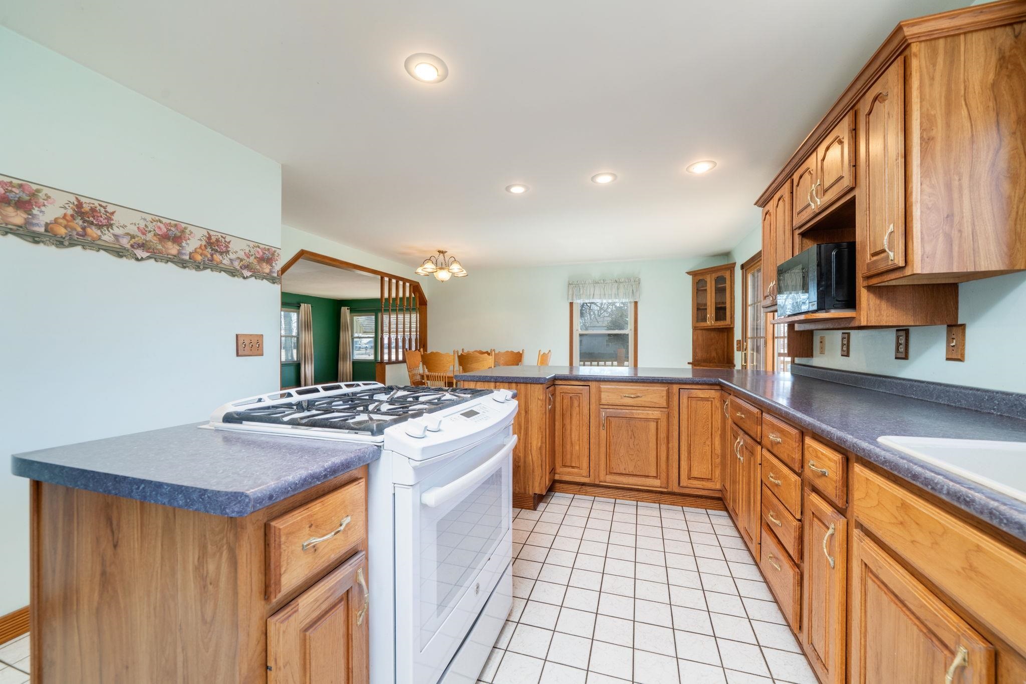 4414 Highway 64 Mount Morris, IL 61054 - Photo 17 of 41