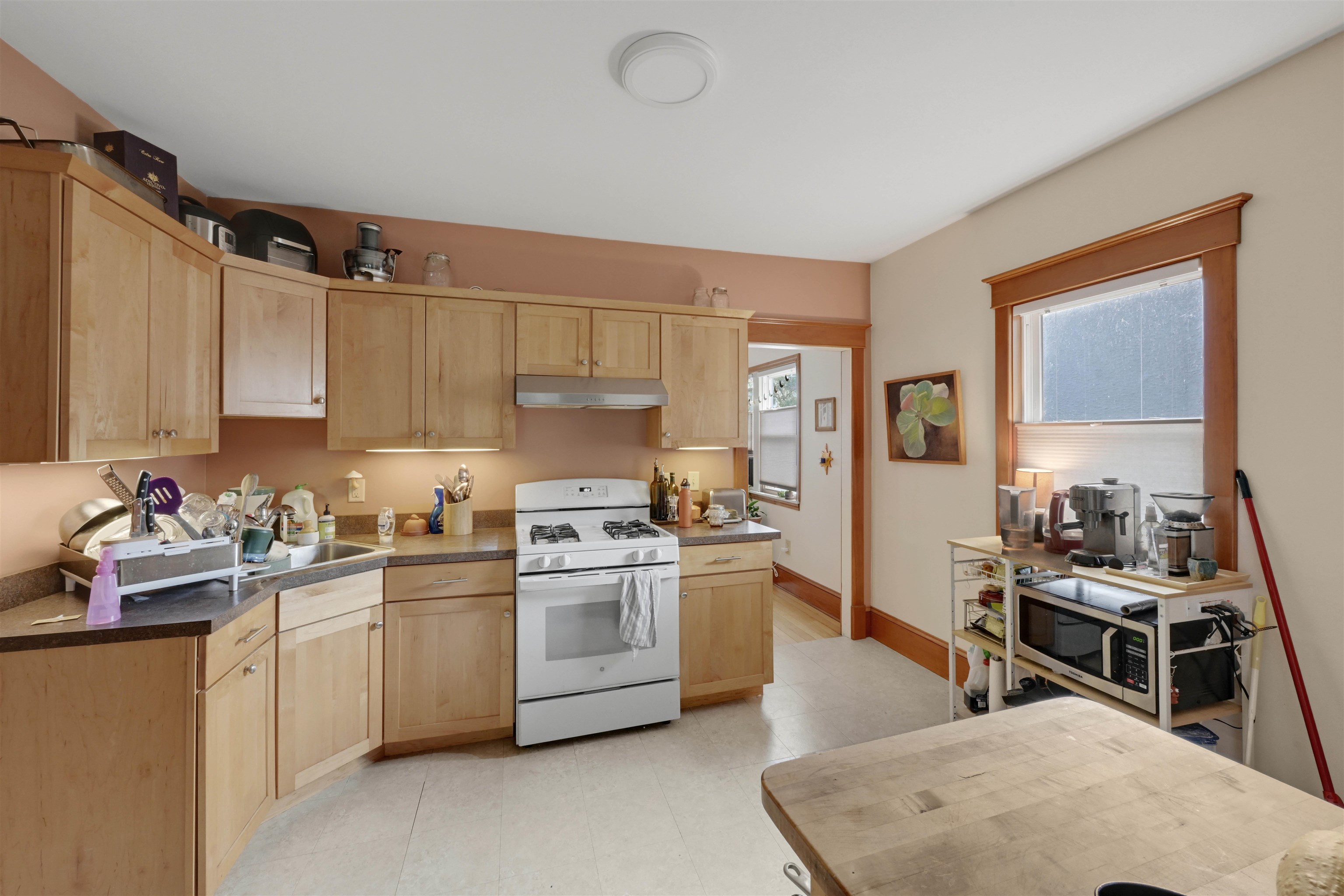71 Drew Street Burlington, VT 05401 - Photo 4 of 45 Gallery Image 4