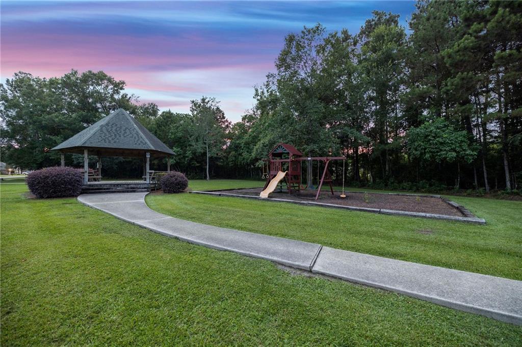 232 Ruelle Du Chene Drive Madisonville, LA 70447 - Photo 34 of 37