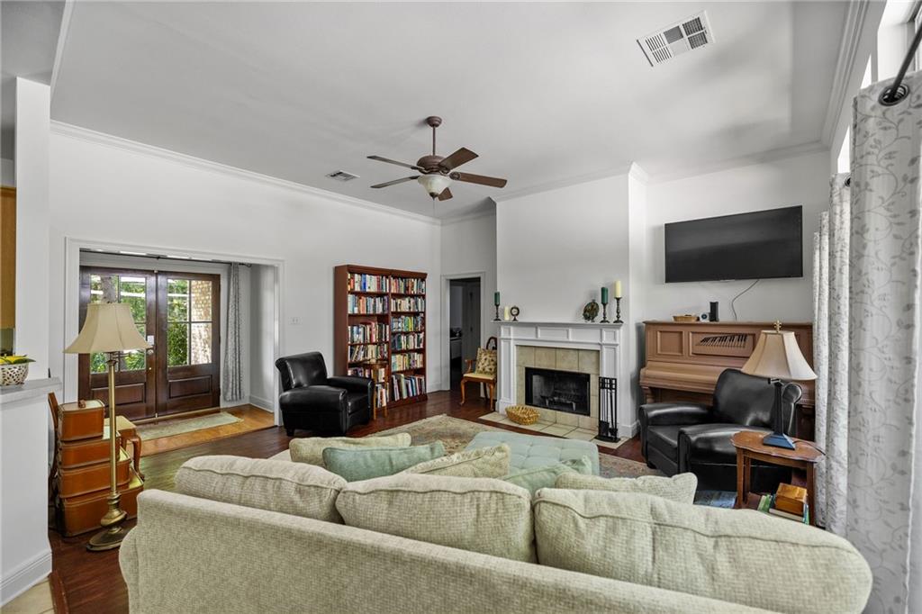 232 Ruelle Du Chene Drive Madisonville, LA 70447 - Photo 6 of 37