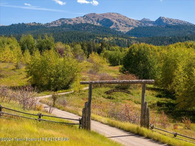 $9,750,000 | 5 Blair Road, Alta, WY 83414