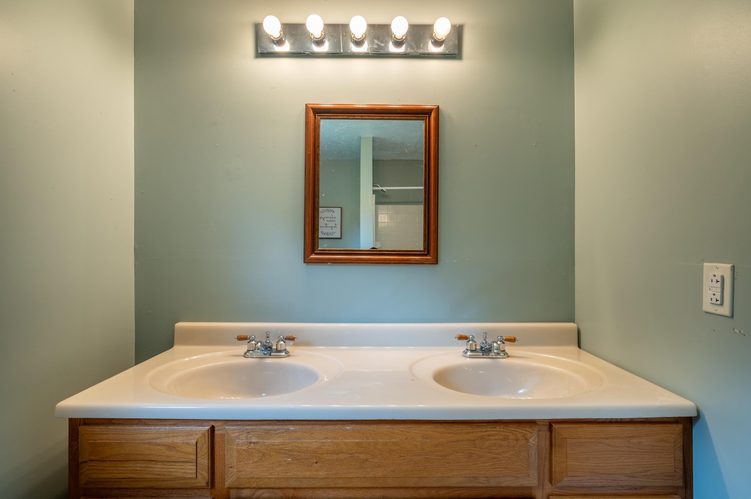 122 Walnut Grove Road Narrows, VA 24124 - Photo 45 of 83 Gallery Image 45
