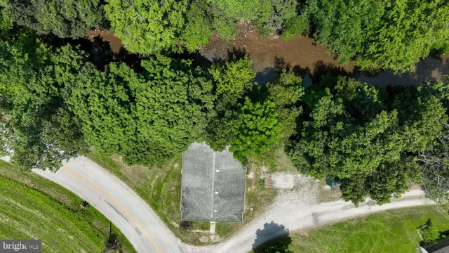 $229,900 | 206 Bentz Mill Road, Wellsville, PA 17365