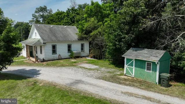 $229,900 | 206 Bentz Mill Road, Wellsville, PA 17365