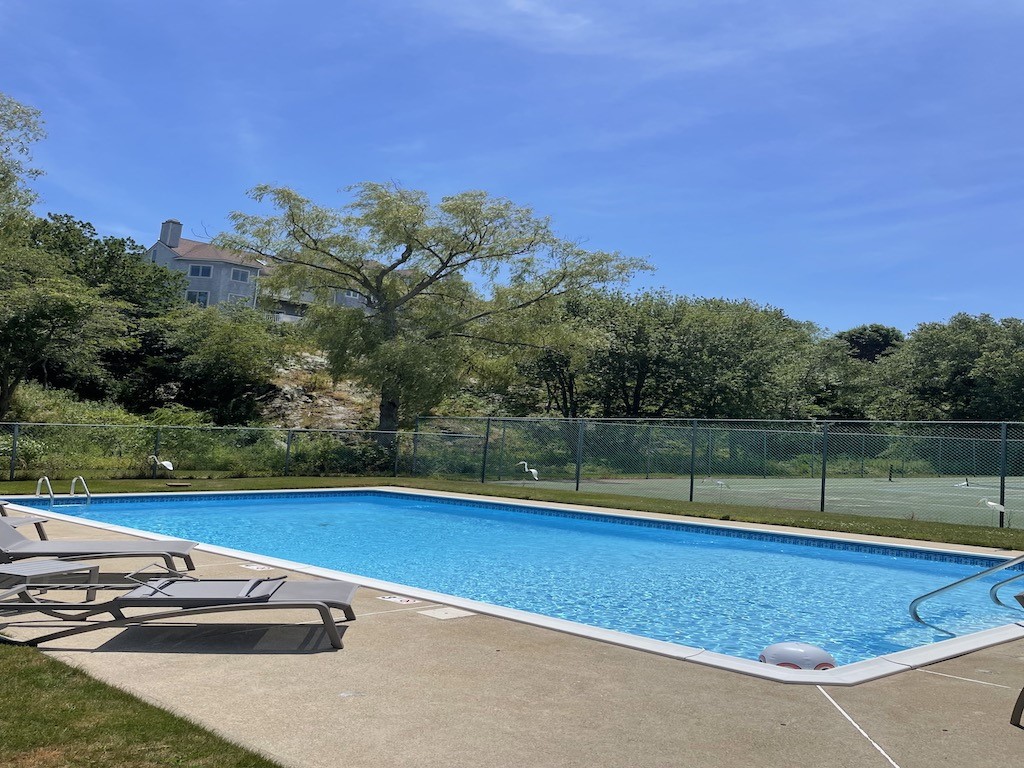 15 Hammersmith Road, Unit 33 Newport, RI 02840 - Photo 20 of 39