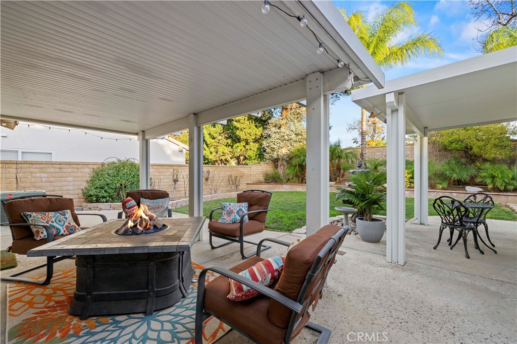 23716 Rotunda Road Valencia, CA 91355 - Photo 34 of 39 a living room filled with furniture