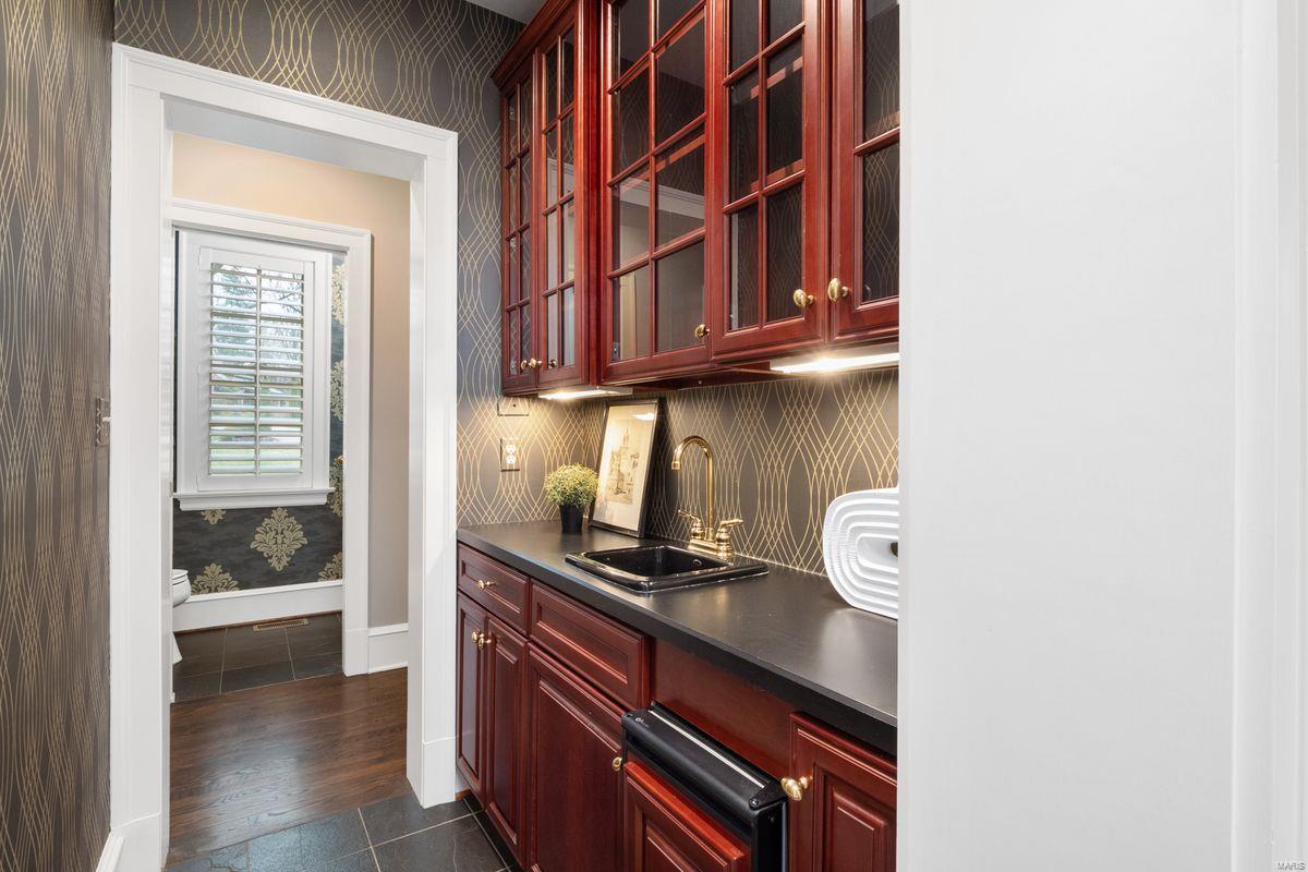 12 Dromara Road St. Louis, MO 63124 - Photo 14 of 26 Gallery Image 14