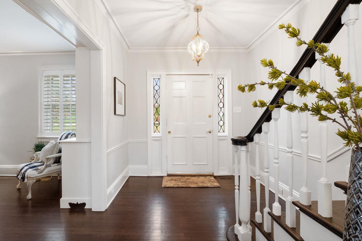 12 Dromara Road St. Louis, MO 63124 - Photo 4 of 26 Gallery Image 4